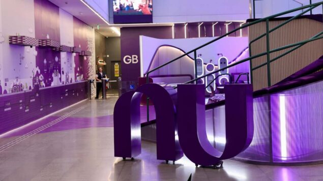 Nubank desembarca nos Estados Unidos de olho em público sem banco